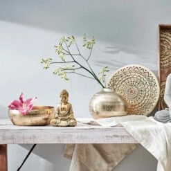 Deko-Schale Mit Lochrand Ø27cm BALI In Gold 8 Deko-Schale Mit Lochrand Ø27cm BALI In Gold -Möbel Store butlers deko schale mit lochrand o27cm bali in gold 1