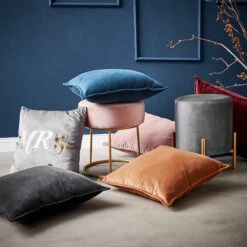 Kissen L 45 X B 45cm COTTON VELVET In Hellbraun 12 Kissen L 45 X B 45cm COTTON VELVET In Hellbraun -Möbel Store butlers kissen l 45 x b 45cm cotton velvet in hellbraun 3