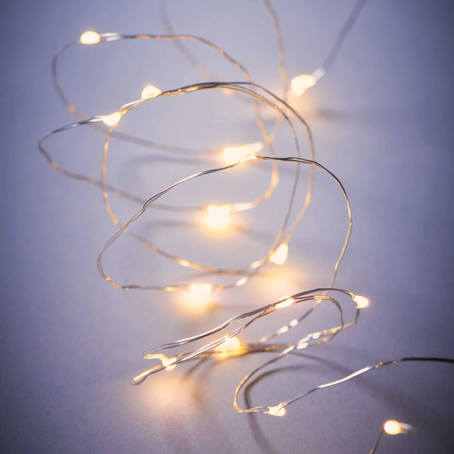 LED Lichterkette 100 Lichter Mit USB-Batteriefach TWINE LIGHTS In Silber 9 LED Lichterkette 100 Lichter Mit USB-Batteriefach TWINE LIGHTS In Silber – Bild 8