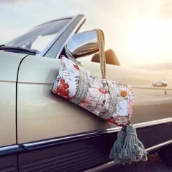 Picknickdecke L 175 X B 154cm BETWEEN FLOWERS In Creme 23 Picknickdecke L 175 X B 154cm BETWEEN FLOWERS In Creme -Möbel Store butlers picknickdecke l 175 x b 154cm between flowers in creme 9