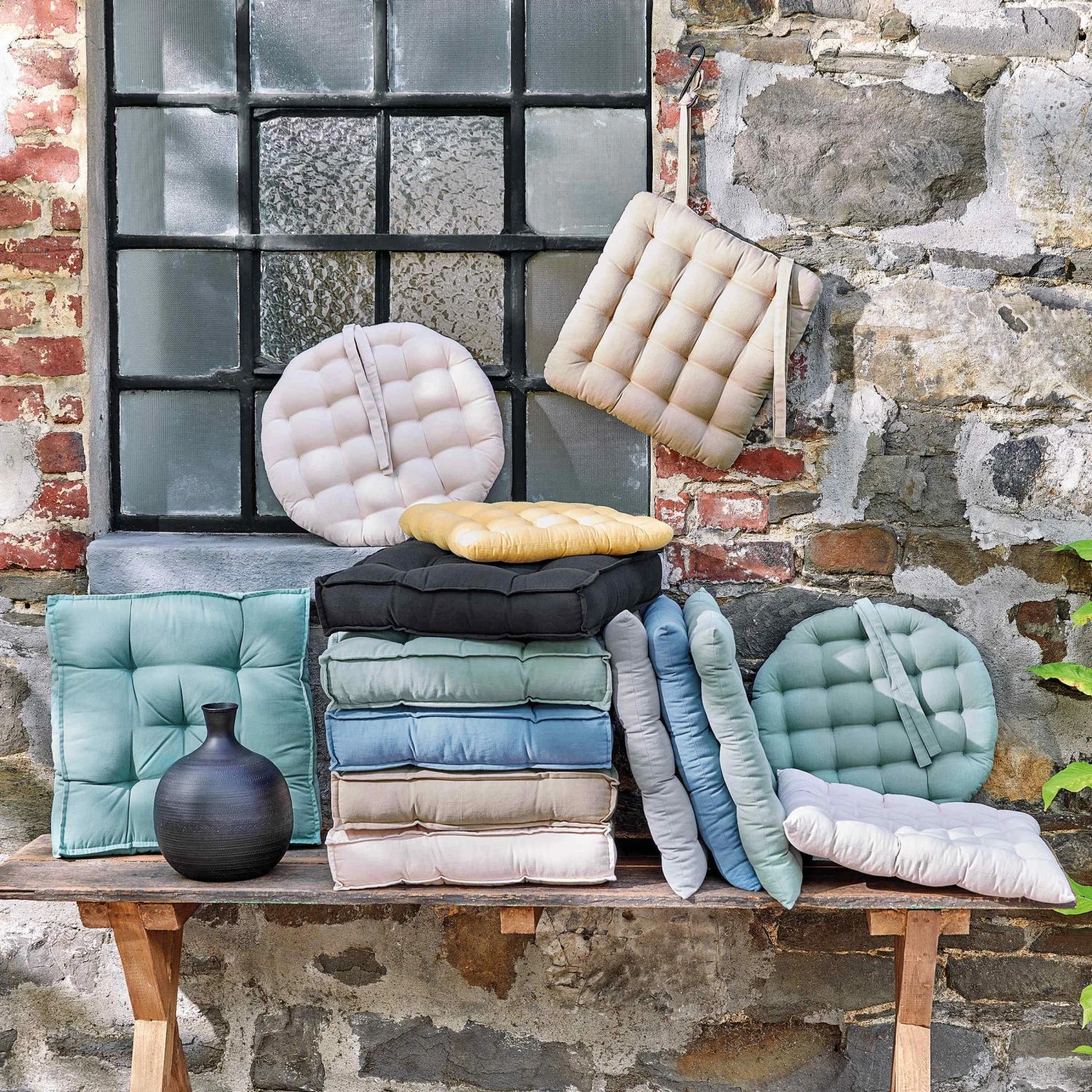 Stuhlkissen Mit Bändchen L 35 X B 37cm SOLID In Creme 4 Stuhlkissen Mit Bändchen L 35 X B 37cm SOLID In Creme – Bild 2