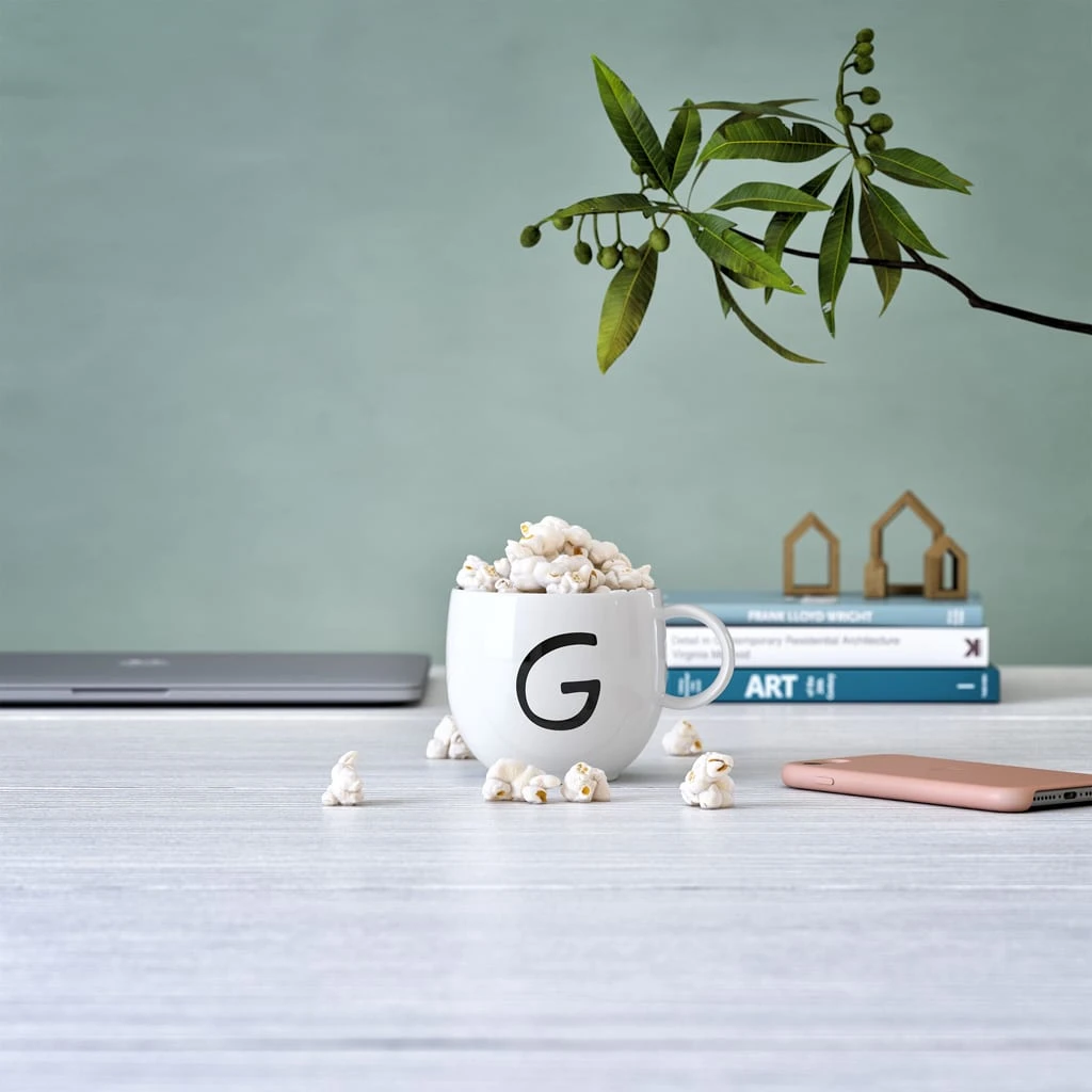 Becher G Letters In Weiß 4 Becher G Letters In Weiß – Bild 2