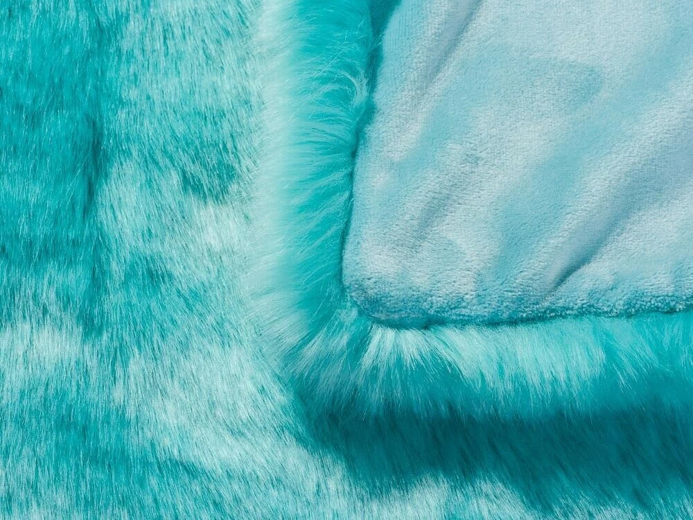 Decke SHERIDAN Felldecke Aqua Türkis 4 Decke SHERIDAN Felldecke Aqua Türkis – Bild 2